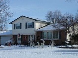 1487 Meegan Way, Elk Grove Village, IL 60007