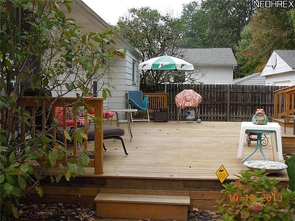 4th image of 34293 Iris Ln