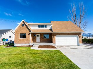 2084 W 300 N, Lehi, UT 84043