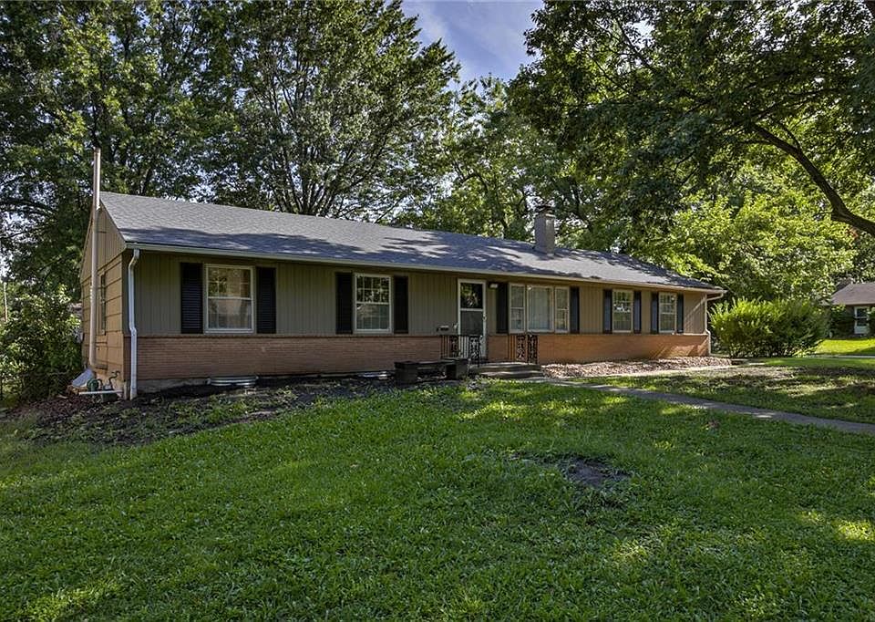 723 W 90th Ter, Kansas City, MO 64114 | Zillow