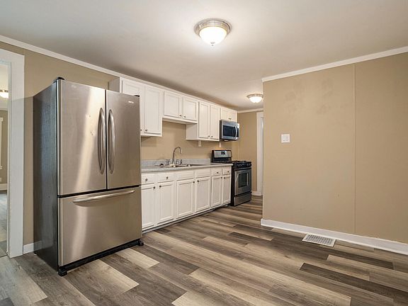 5th image of 103 Harris Ave