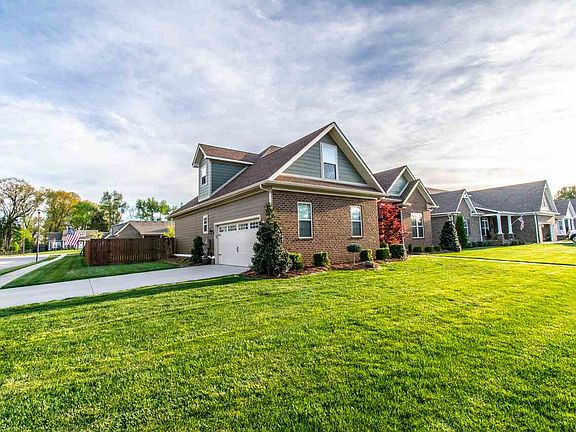 5th image of 244 Hayden Heady Cir