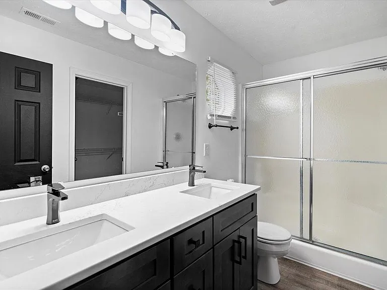 1429 Softwind Dr — Photo 16