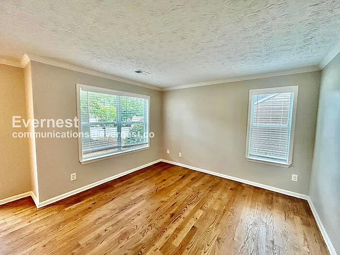 655 S Preston Ct — Photo 10