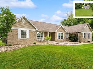 4306 Mahogany Ln, Shiloh, IL 62226