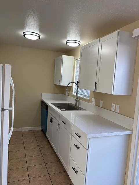 2 bed, 812 sqft, $1,650 — Photo 4