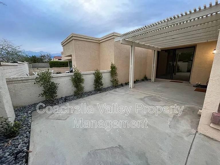 41682 Aventine Ct — Photo 13