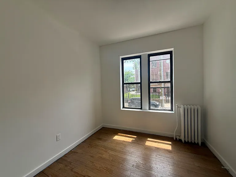 638 Bergen Ave #17E — Photo 2