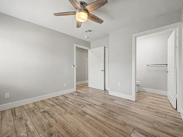 3027 W Tierra Buena Ln — Photo 31