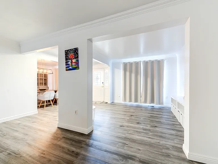 18 Pineview Valley Ct — Photo 12