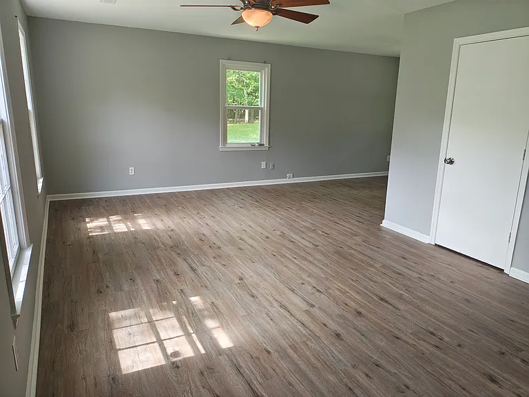 104 Cherry Pl — Photo 2