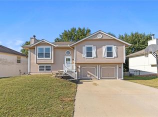 10616 N Wallace Ave, Kansas City, MO 64157
