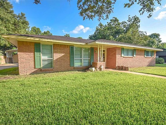 5th image of 123 E Larkspur Dr