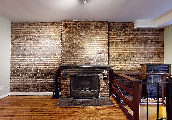 5th image of 16 W 82nd St APT A