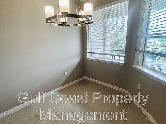 4th image of 23921 Collina Way Unit 203