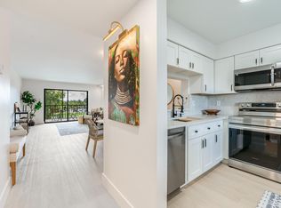 7290 Ashford Pl APT 303, Delray Beach, FL 33446