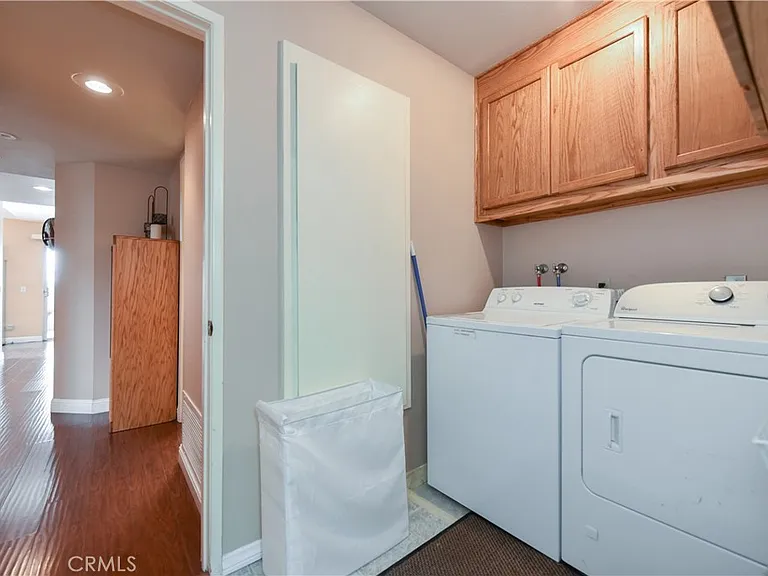 145 Stanford Ct #35 — Photo 18