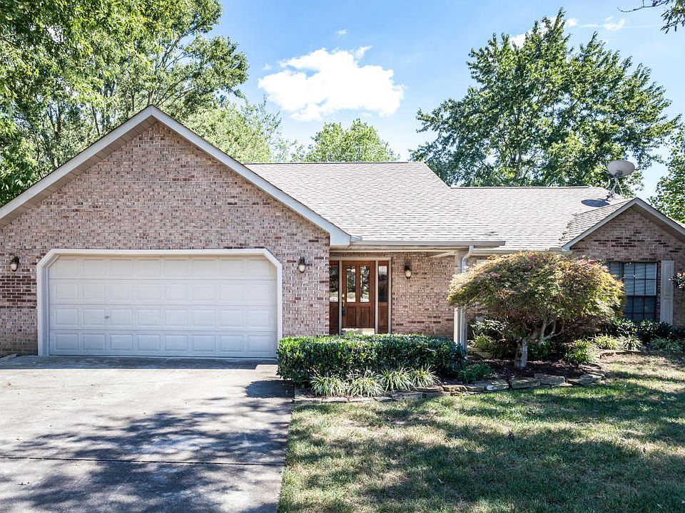 1st image of 2108 Chippendale Dr