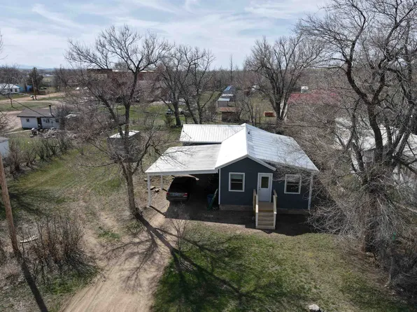 105 Ash St, Nisland, SD 57762