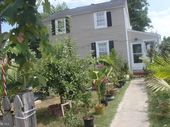 7005 Allison St, Hyattsville, MD 20784