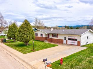 223 Lariat Dr, Spearfish, SD 57783