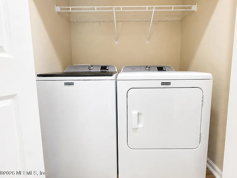 550 Drysdale Dr — Photo 18
