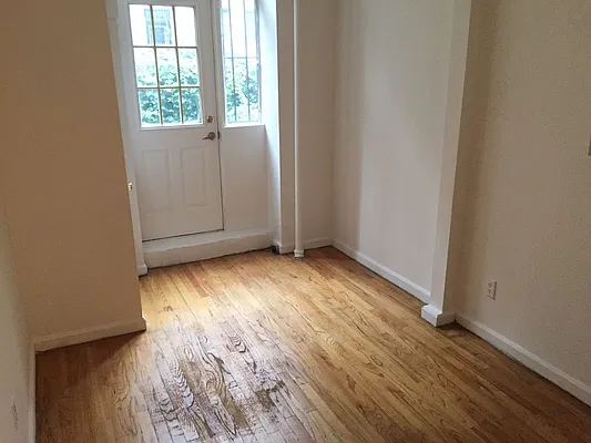 Rented by Sky Management | media 84