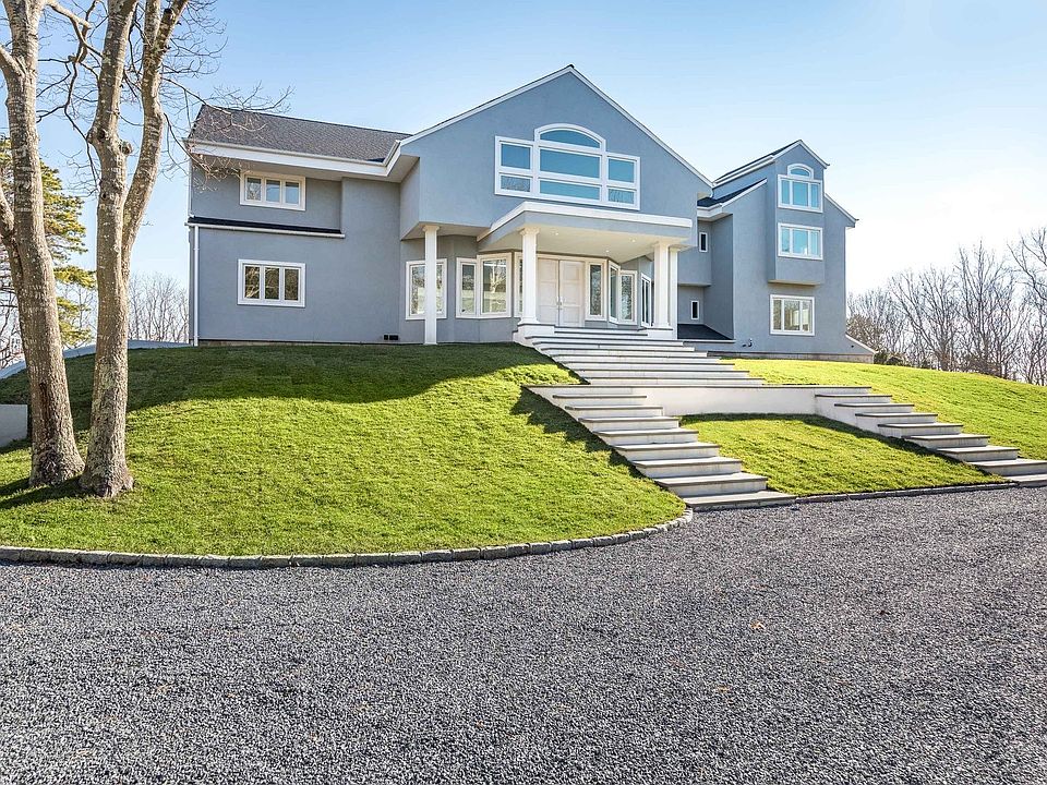 1st image of 10 Watermill Height Dr