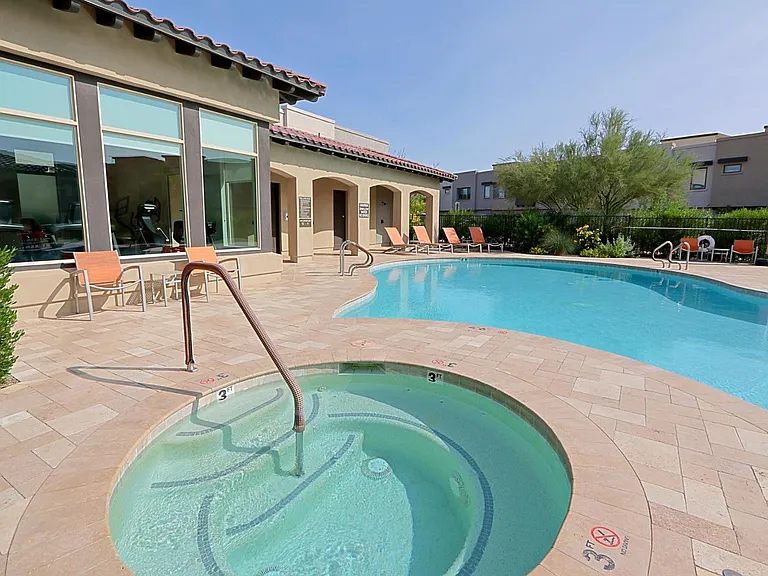 7350 E Vista Bonita Dr — Photo 22