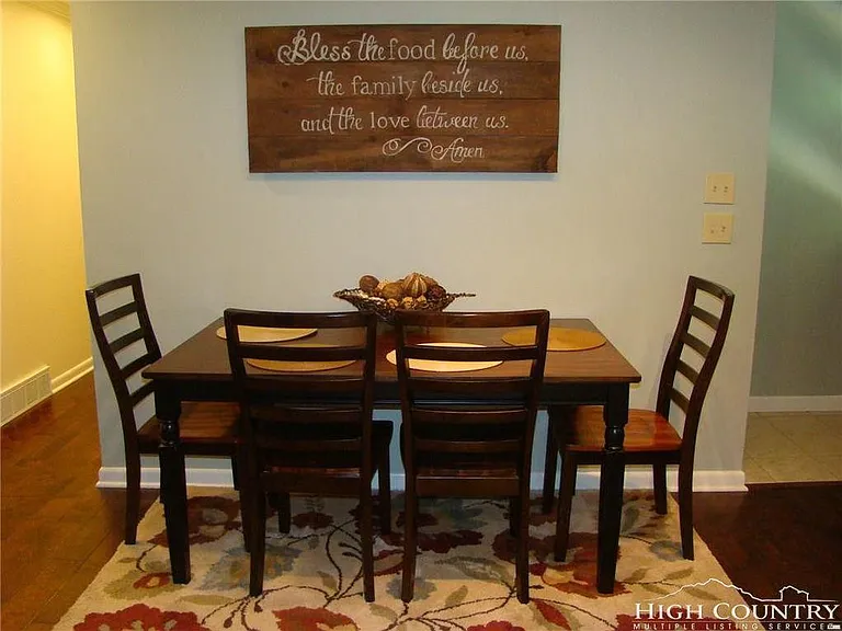 120 Snow Hill Dr — Photo 9