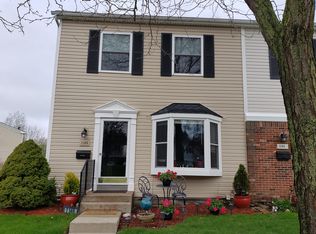 1146 Liberty Belle Ct, Rochester Hills, MI 48307