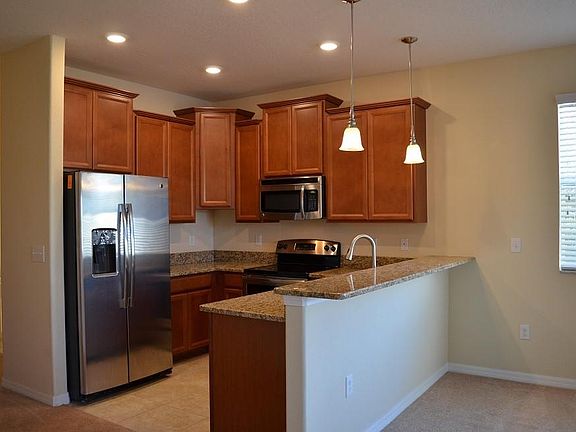 4th image of 12042 Greengate Dr