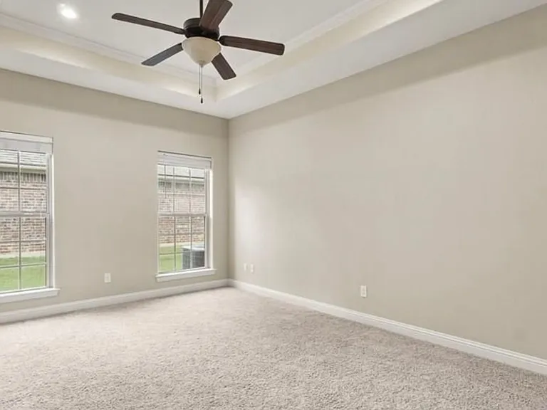 5005 Hidden Acres Dr — Photo 18
