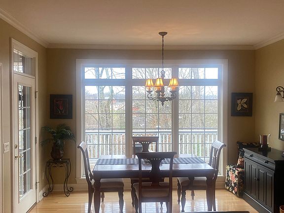 5th image of 346 Wood Lomond Way