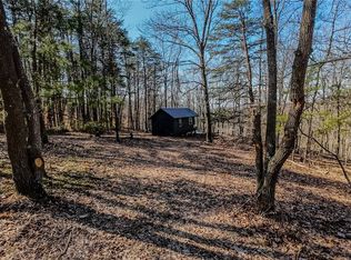 1897 Freeport Rdg, Walker, WV 26180