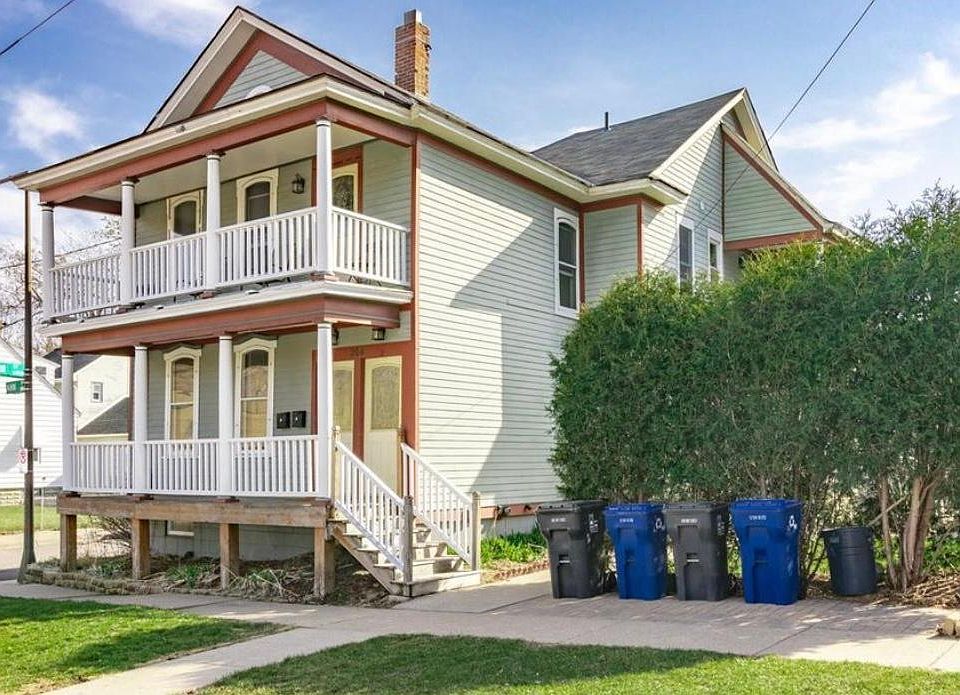 1st image of 204 Ann St #1