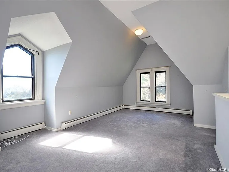 12 Charter Oak Pl #3F — Photo 3