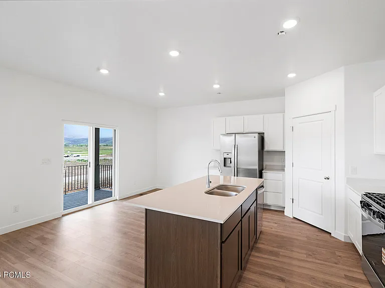 2035 N High Uintas Ln — Photo 8