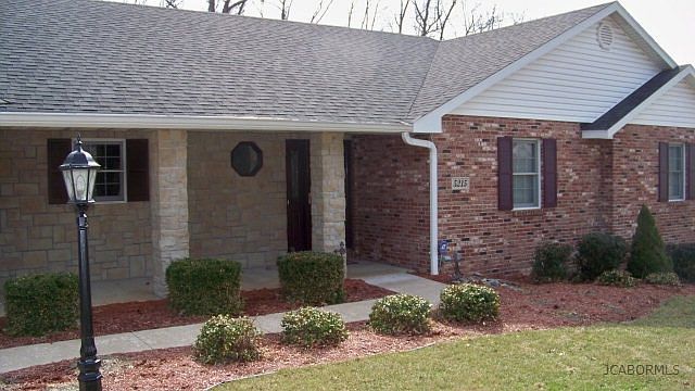 1st image of 5215 Sharon Dr