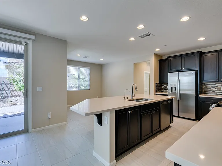 2549 Sable Ridge St — Photo 33