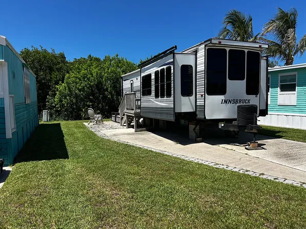 10851 S Ocean Dr Lot 49, Jensen Beach, FL 34957