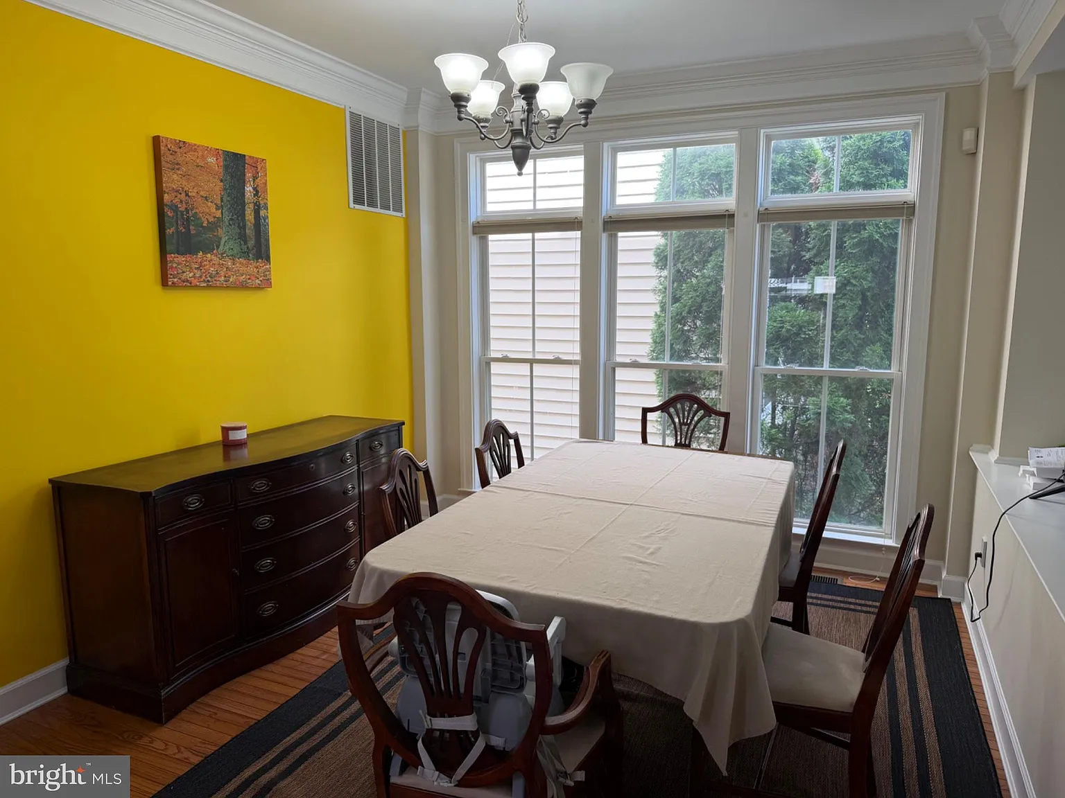 4 bed, 4.5 bath, 3719 sqft, $4,700 — Photo 4
