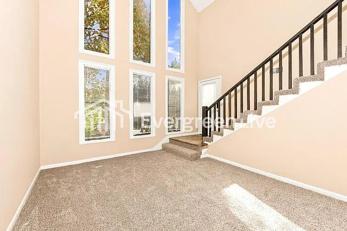 4 bed, 3.0 bath, 1486 sqft, $1,795 — Photo 4