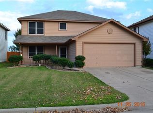 1570 Sandhurst Dr, Waxahachie, TX 75165