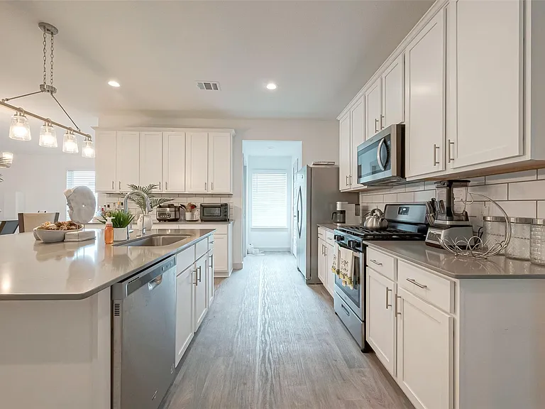 17 Desert Spring Ln — Photo 10
