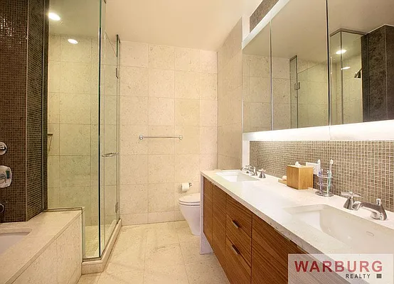 Sold by Warburg | media 13