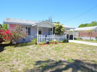 3925 Iroquois Ave, Sarasota, FL 34234