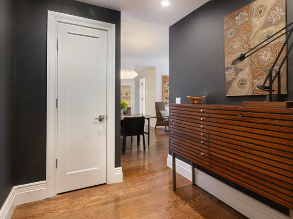 320 West 89th Street 4C image 1 of 11