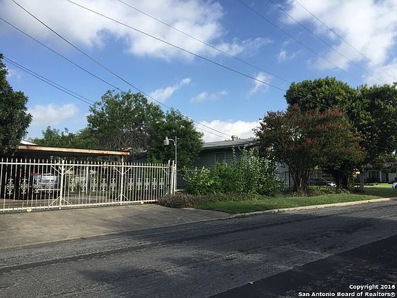 2nd image of 302 W Academy St
