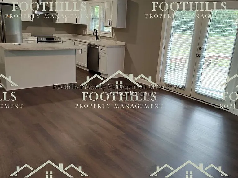 510 Drayton Cir — Photo 4